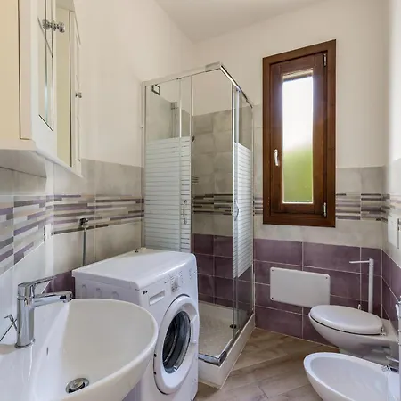 Modern In With Garden *